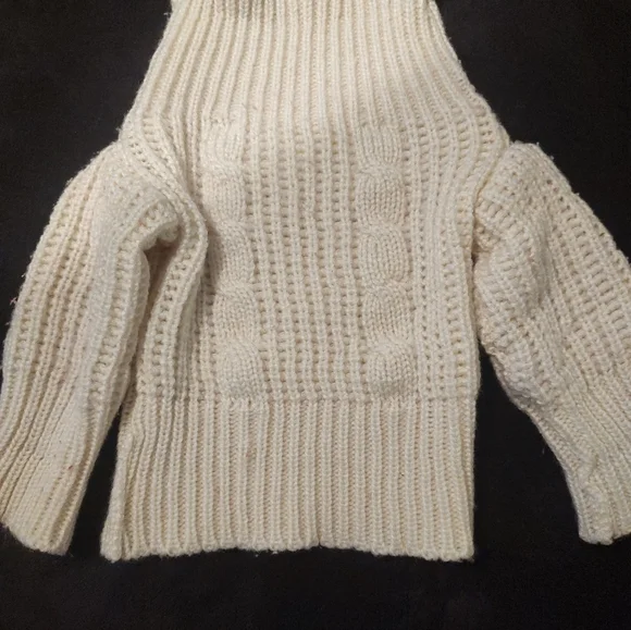 Vintage Theodore Bearington Bear with Sweater - Picture 10 of 11